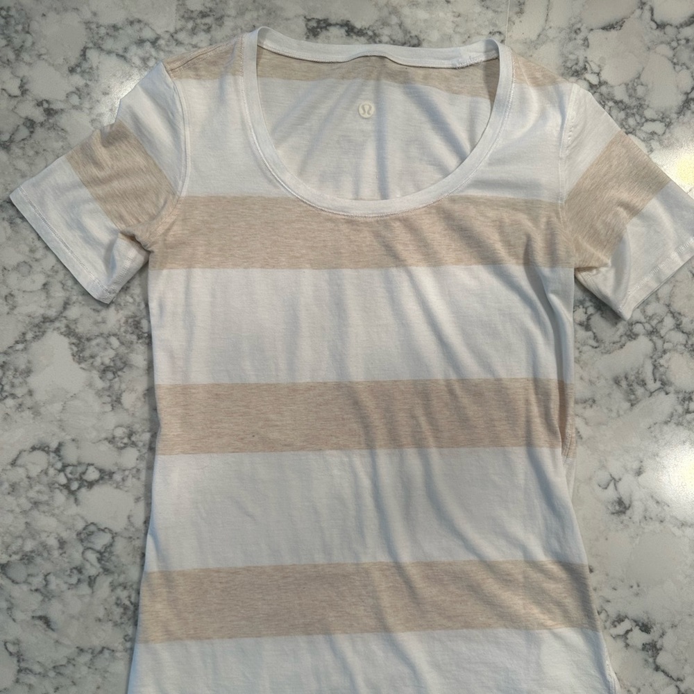 Lululemon Every Yogi Scoop Neck Casual Tee Stroll Stripe Heathered Cashew White